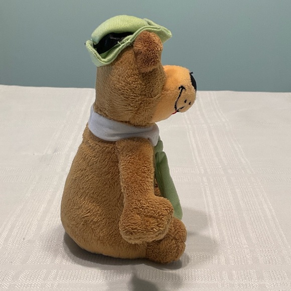 Yogi Bear The Original Brown Plush Bear with Green Hat and Tie - Picture 4 of 6
